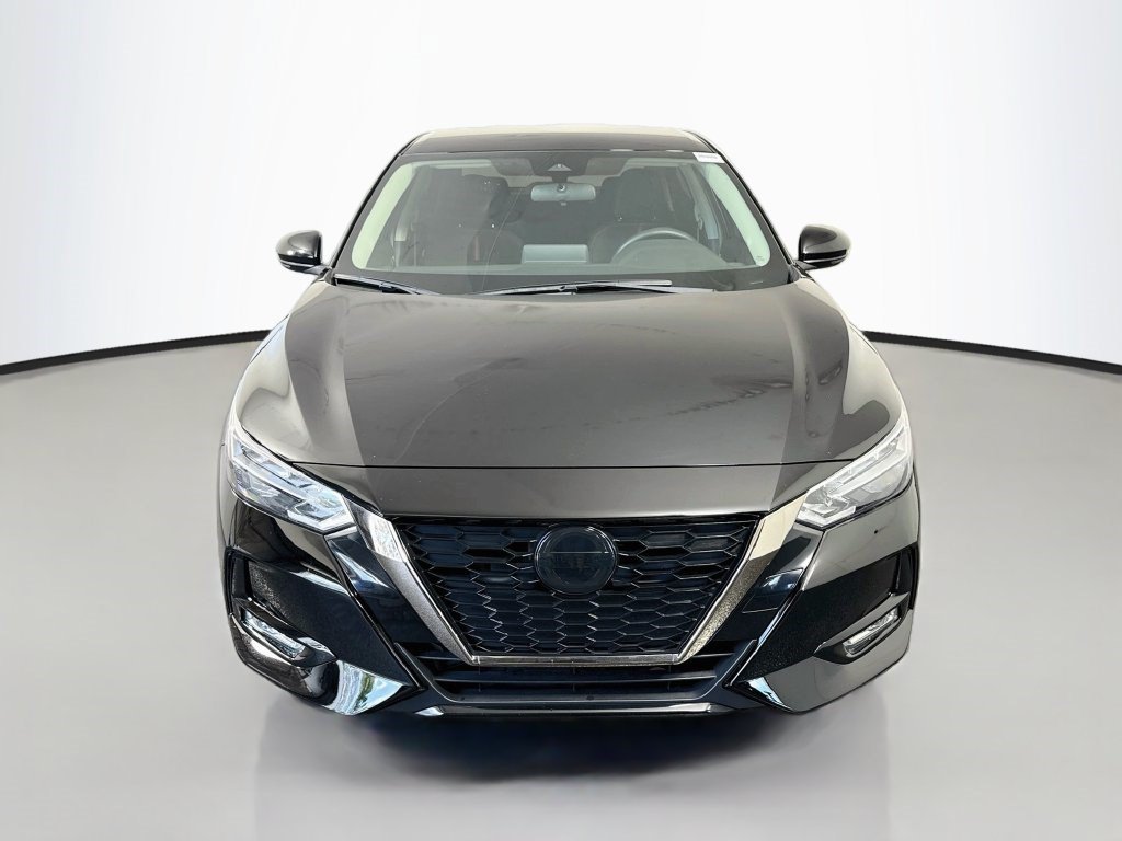 Used 2021 Nissan Sentra SR FWD image 2