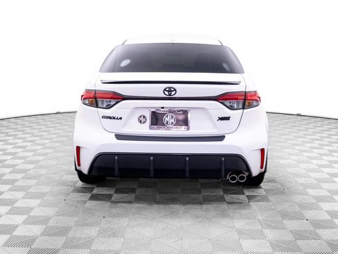 Used 2026 Toyota Corolla XSE FWD image 4