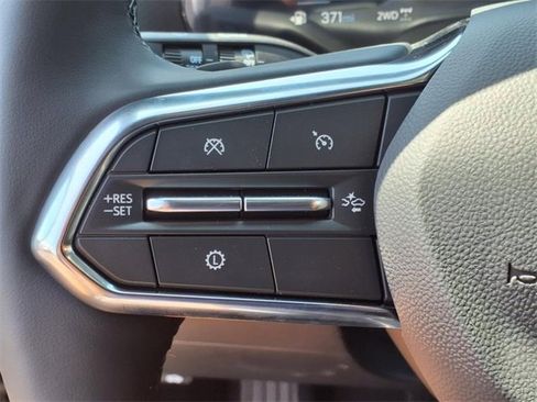 New 2026 Chevrolet Equinox LT w/ LPO, Floor Liner Package image 19