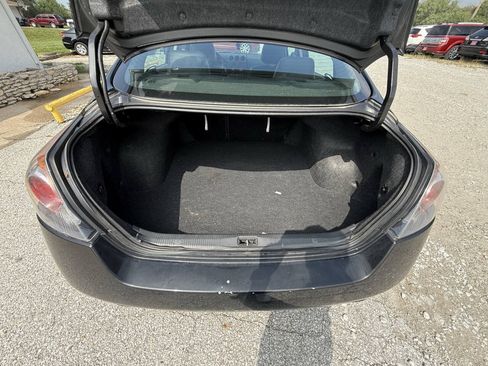 Used 2011 Nissan Altima 3.5 SR w/ 3.5SR Premium Pkg FWD image 17