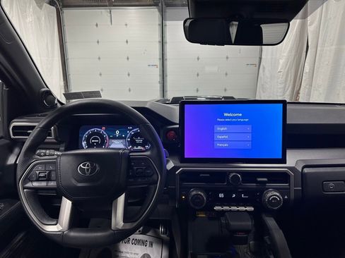 Used 2025 Toyota 4Runner TRD Sport Premium image 17