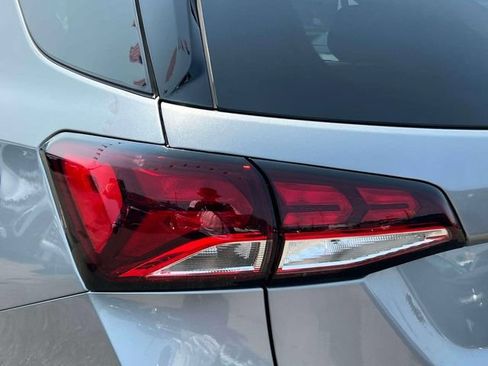 Certified 2024 Chevrolet Equinox LS w/ LS Convenience Package FWD image 13