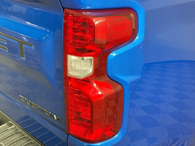 Used 2023 Chevrolet Silverado 1500 Custom w/ LPO, Dark Essentials Package RWD image 28