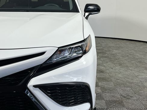 Used 2024 Toyota Camry SE FWD image 12