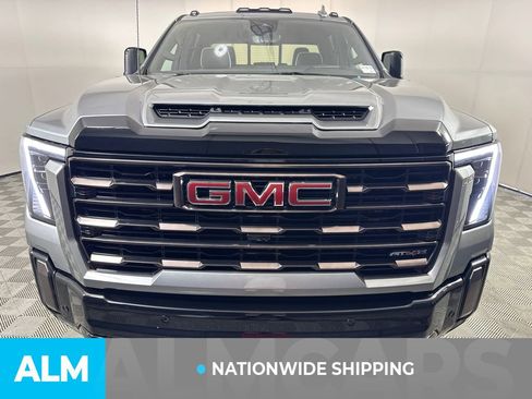 Used 2024 GMC Sierra 2500 AT4X image 3