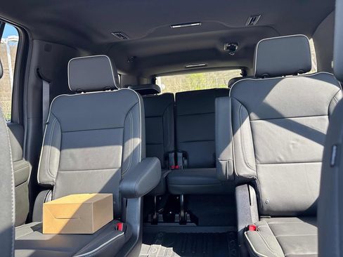 New 2026 GMC Yukon XL Elevation w/ Elevation Premium Package image 23