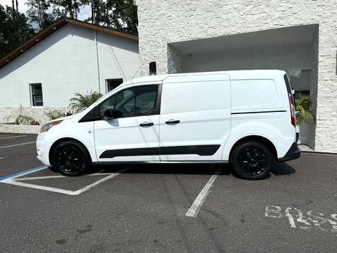 Used 2016 Ford Transit Connect XLT image 2