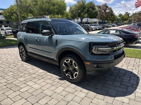 Used 2023 Ford Bronco Sport Outer Banks w/ Tech Package AWD/4WD image 16