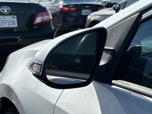 Used 2018 Toyota Corolla SE w/ Carpet Mat Package (TMS) image 20