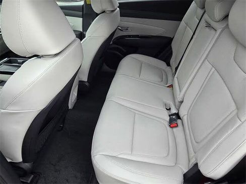 New 2026 Hyundai Tucson Limited AWD/4WD image 16