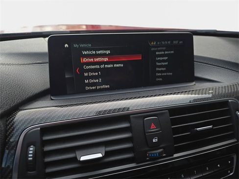 Used 2018 BMW M3 image 22