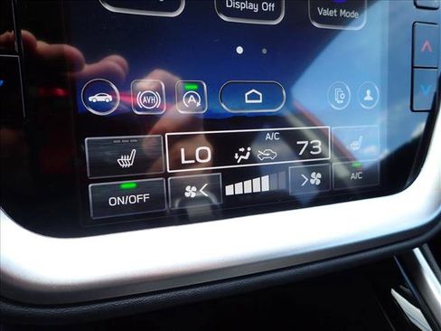 Certified 2025 Subaru Outback Premium w/ Popular Package #1A AWD/4WD image 21