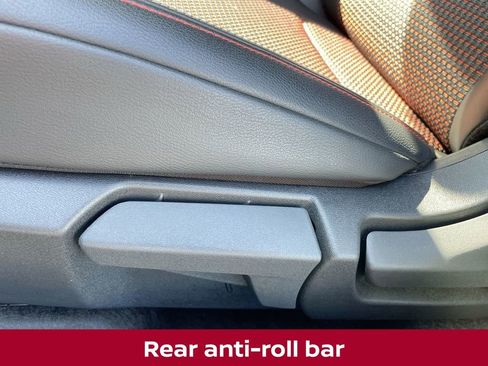 Certified 2025 Nissan Kicks SR image 24