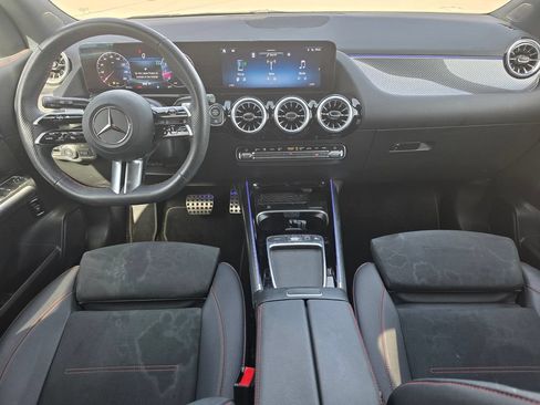 Certified 2025 Mercedes-Benz GLA 250 image 19