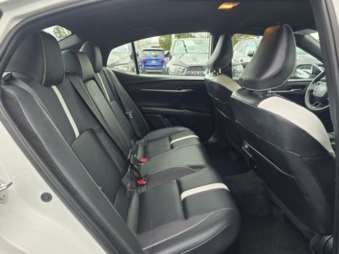 Used 2025 Toyota Camry SE image 23