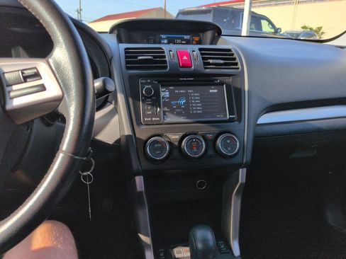 Used 2014 Subaru Forester 2.5i Touring AWD/4WD image 18