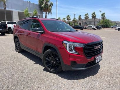 Used 2024 GMC Terrain SLE w/ Driver Convenience Package
