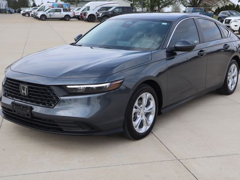 Used 2025 Honda Accord LX image 2