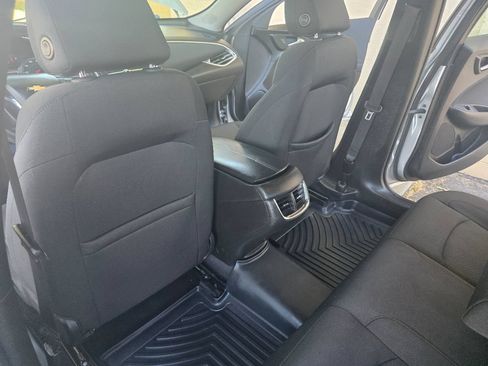 Used 2018 Chevrolet Malibu LT FWD image 24