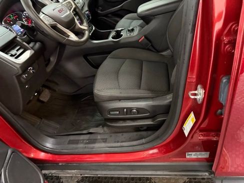 Certified 2023 GMC Terrain SLE w/ Driver Convenience Package image 19