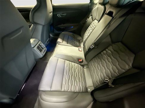 New 2026 Audi RS e-tron GT performance image 24