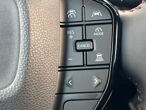New 2026 Toyota Prius Plug-In Hybrid FWD image 27
