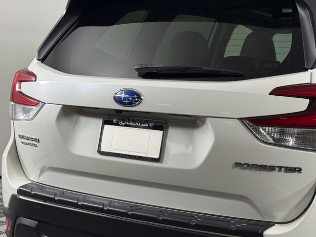 Used 2019 Subaru Forester Premium AWD/4WD image 15