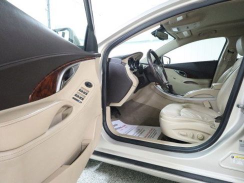 Used 2012 Buick LaCrosse Leather FWD image 9
