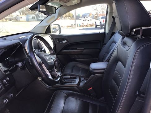Used 2020 GMC Canyon Denali image 11