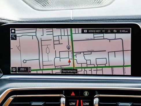 Used 2023 BMW X5 xDrive40i w/ Parking Assistance Package image 12