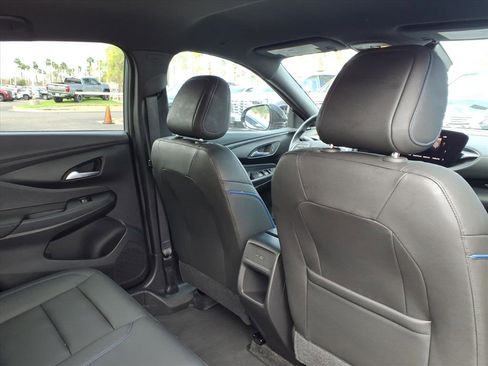 Certified 2024 Buick Envista Sport Touring w/ Convenience I Package image 13