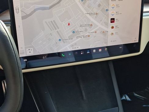 Used 2022 Tesla Model S AWD/4WD image 18
