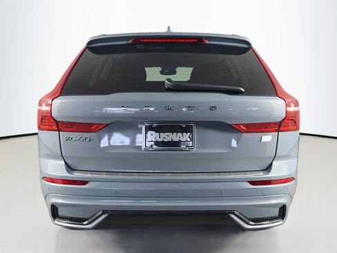 Certified 2023 Volvo XC60 T8 Plus AWD/4WD image 6