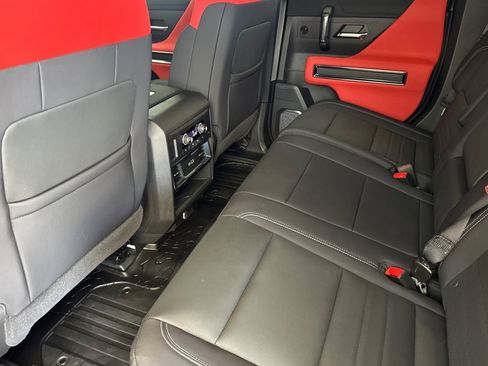 Used 2026 GMC Hummer EV 3X w/ Carbon Fiber Edition Package AWD/4WD image 11