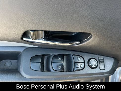 Used 2024 Nissan Kicks SR w/ SR Premium Package FWD image 8
