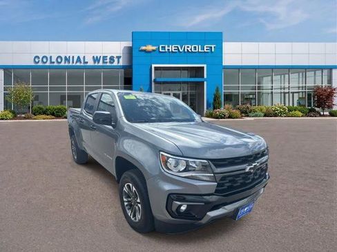 Used 2022 Chevrolet Colorado Z71 AWD/4WD image 14