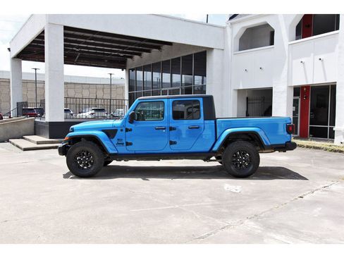 Used 2023 Jeep Gladiator Sport AWD/4WD image 8