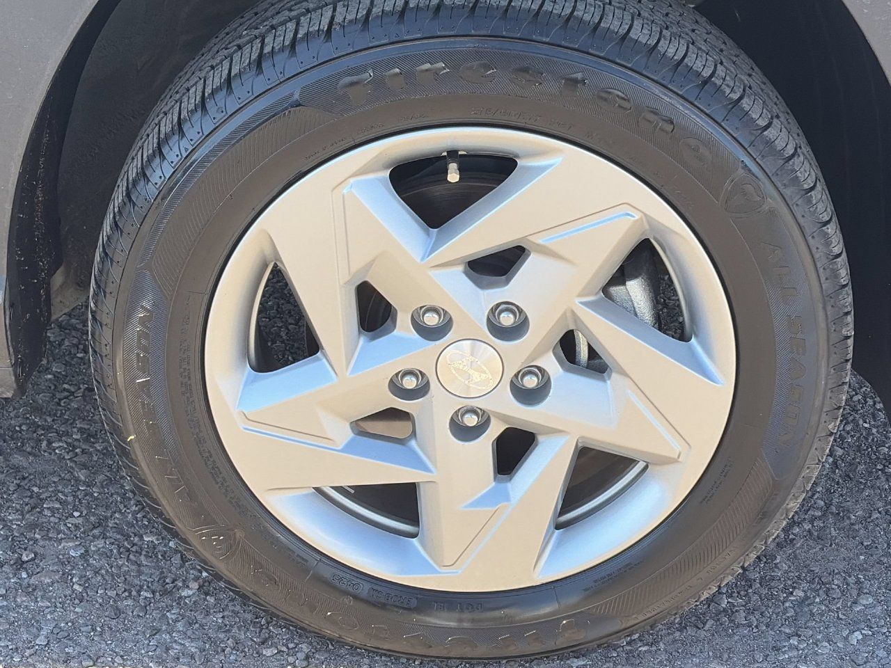 Certified 2024 Hyundai Kona SE AWD/4WD image 9