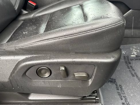 Used 2024 Chevrolet Tahoe LT AWD/4WD image 24