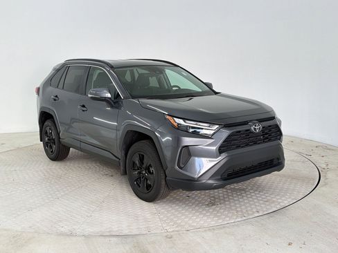 Used 2024 Toyota RAV4 XLE image 7