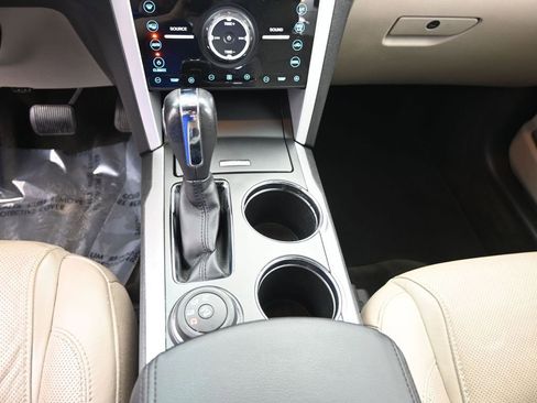 Used 2012 Ford Explorer Limited image 22