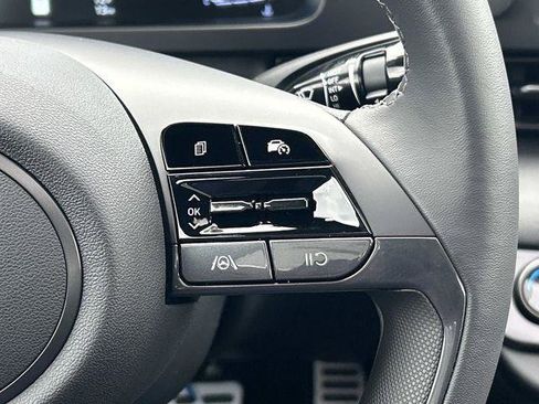 New 2026 Hyundai Elantra SEL Sport FWD image 9