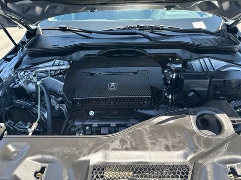 Used 2025 Acura MDX SH-AWD w/ Technology Package image 37