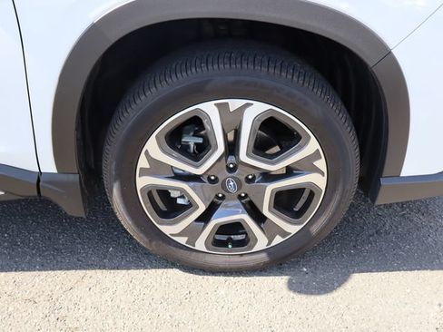 Used 2025 Subaru Ascent Limited w/ Popular Package #1 AWD/4WD image 44
