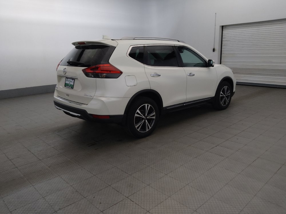 Used 2017 Nissan Rogue SL w/ SL Premium Package AWD/4WD image 10