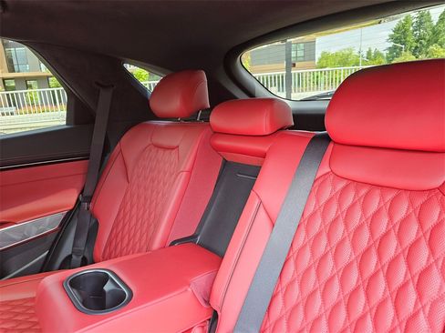 Used 2025 Genesis GV70 3.5T Sport w/ Sport Advanced Package image 20