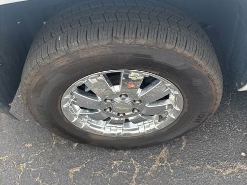 Used 2012 Chevrolet Silverado 1500 LT w/ Interior Plus Package AWD/4WD image 13