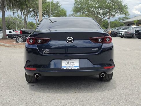 Used 2023 MAZDA MAZDA3 s FWD image 5