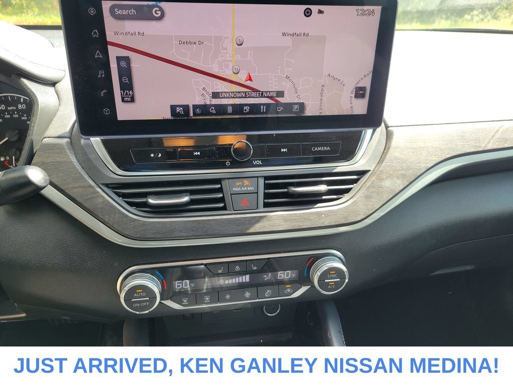 Certified 2024 Nissan Altima 2.5 SL AWD/4WD image 10