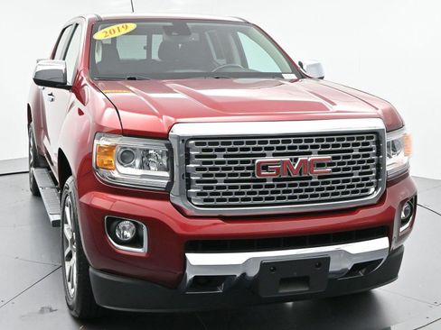 Used 2019 GMC Canyon Denali AWD/4WD image 2